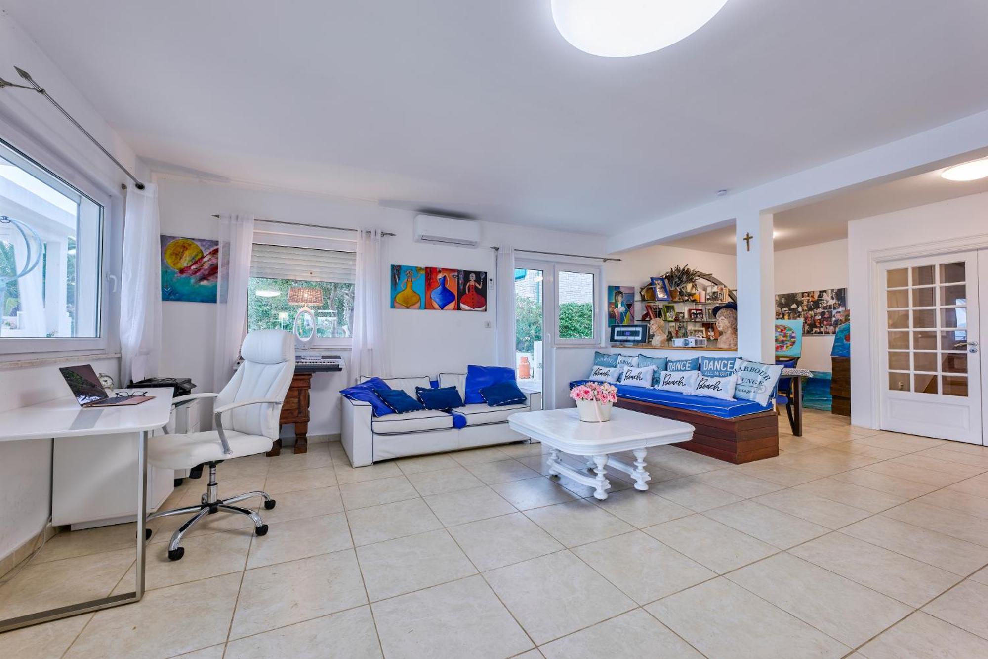 Villa Unique Sur La Plage Pour Des Vacances Inoubliables En Famille Ou Entre Amis Pour 10 Personnes Slatine Kültér fotó